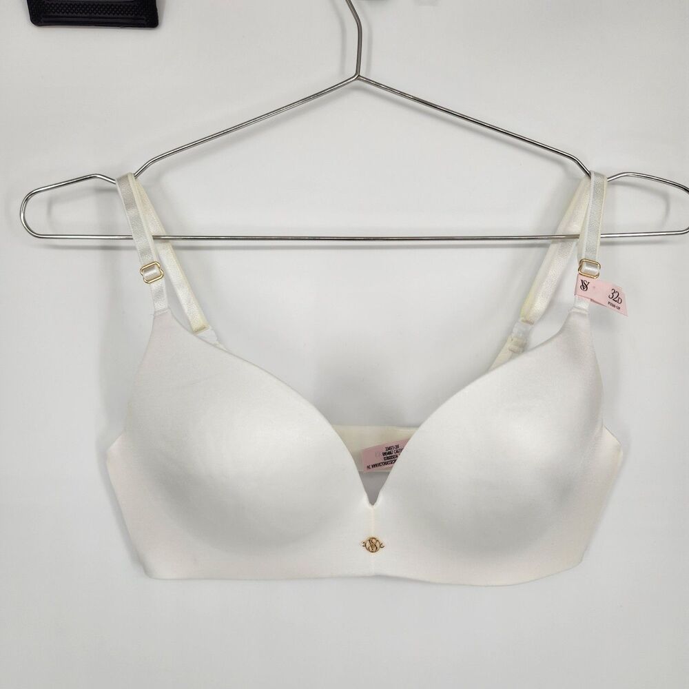 Victoria's Secret 32D White So Obsessed Smooth Wireless Push Up Bra NWT